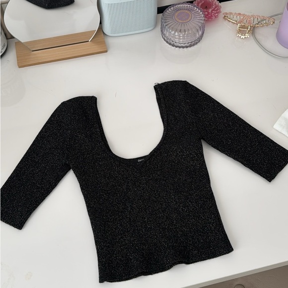 Black sparkly top - Picture 1 of 3